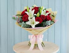 Букет цветов из:  Лилии и Розы в Колычево Можайского района