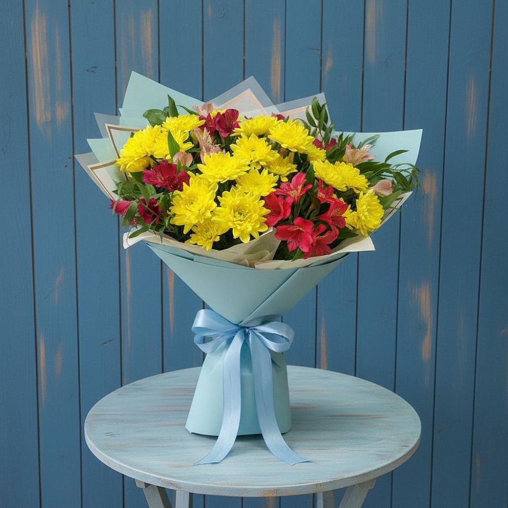 Букет цветов из: Альстромерии и Хризантемы в Колычево Можайского района