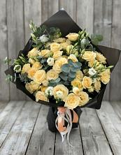 Букет цветов из:  Розы и Лизиантусы в Колычево Можайского района
