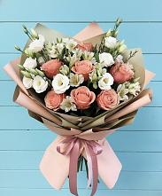 Букет цветов из:  Розы, Альстромерии и Лизиантусы #REPLACE_PRED# Колычево Можайского района