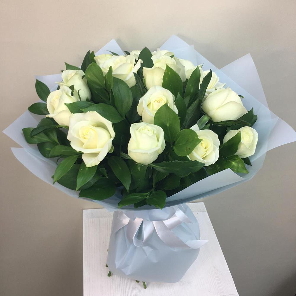 Букет 15 Белых роз Проуд в Колычево Можайского района