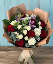 Букет цветов из:  Розы и Альстромерии в Колычево Можайского района