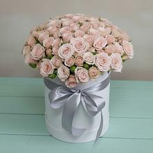 Цветочная композиция из Розы в шляпной коробке в Колычево Можайского района