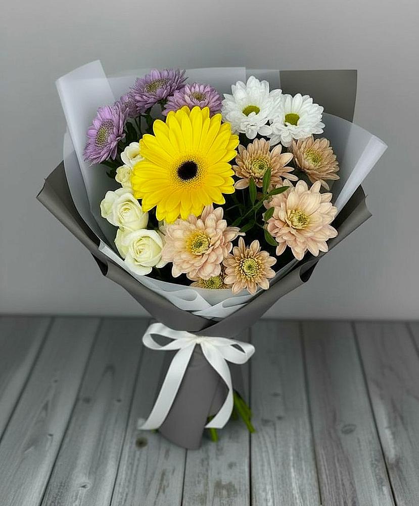 Букет цветов из: Розы, Герберы и Хризантемы в Колычево Можайского района