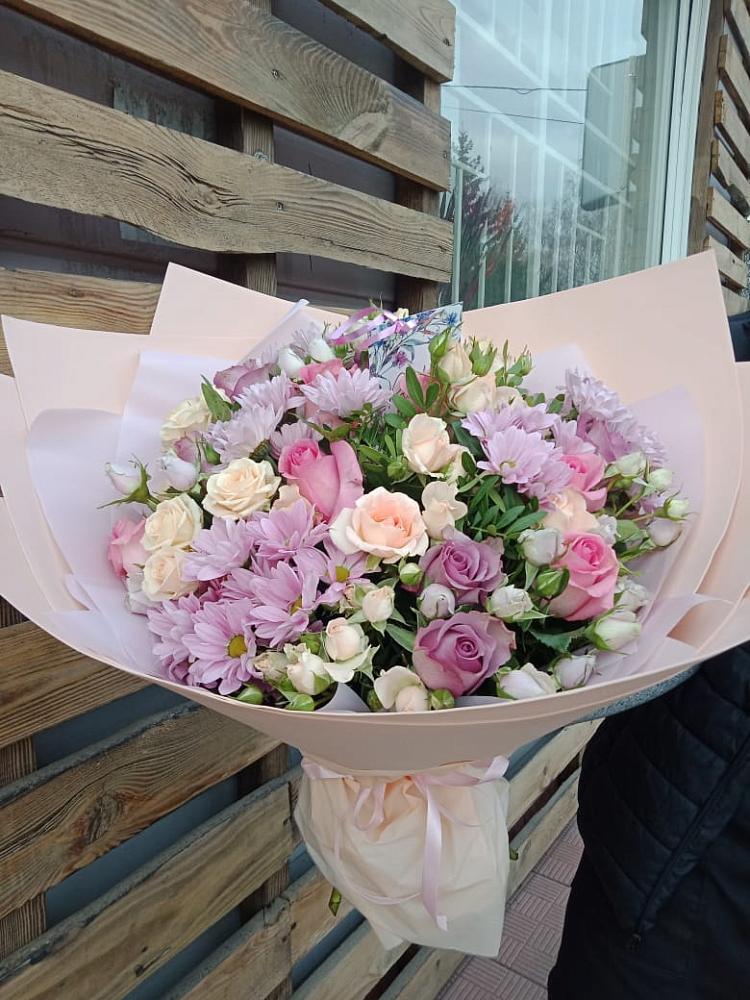 Букет цветов из: Розы и Хризантемы в Колычево Можайского района