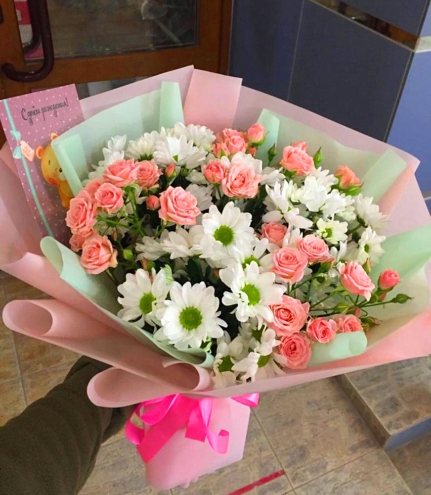 Букет цветов из: Розы и Хризантемы в Колычево Можайского района