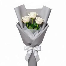 Букет 3 белые розы в Колычево Можайского района