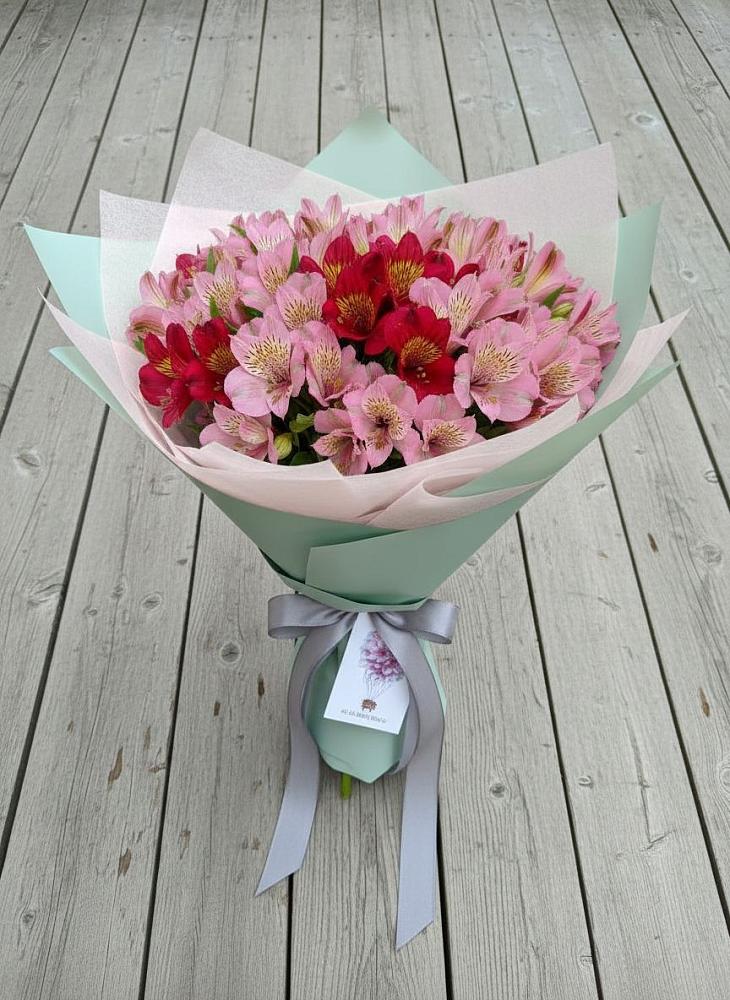 Букет цветов из: Альстромерии в Колычево Можайского района