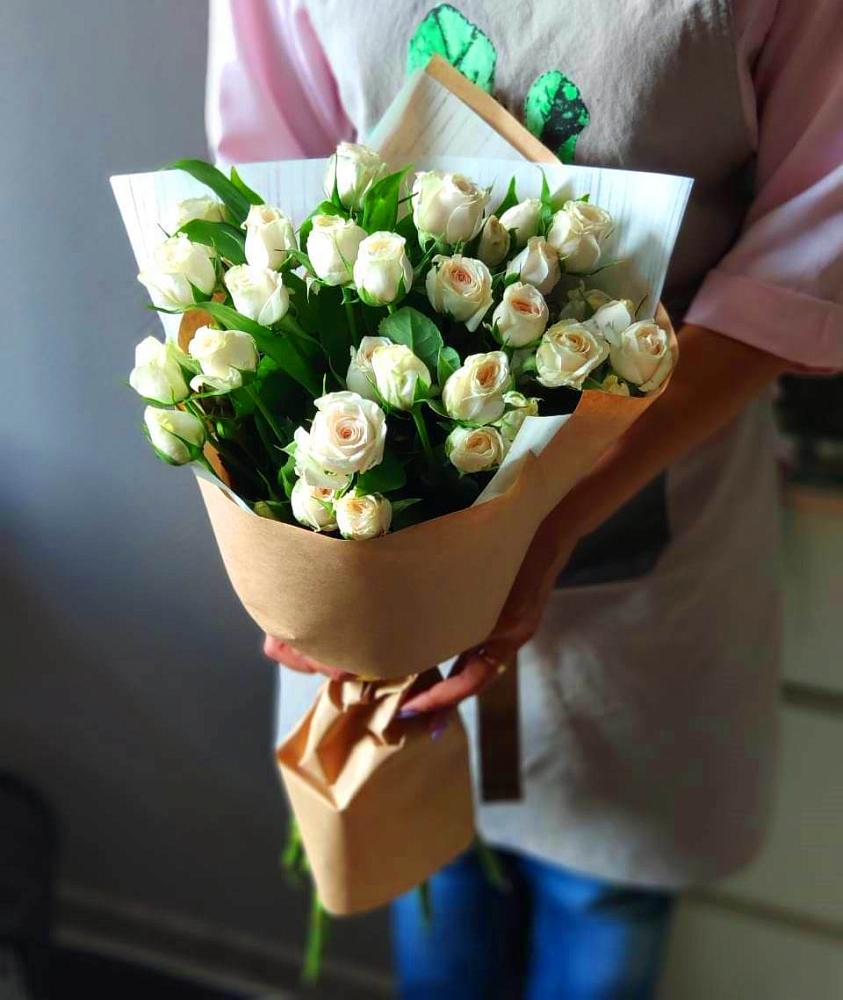 Букет цветов из: Розы в Колычево Можайского района