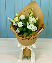 Букет цветов из:  Хризантемы и Лизиантусы в Колычево Можайского района