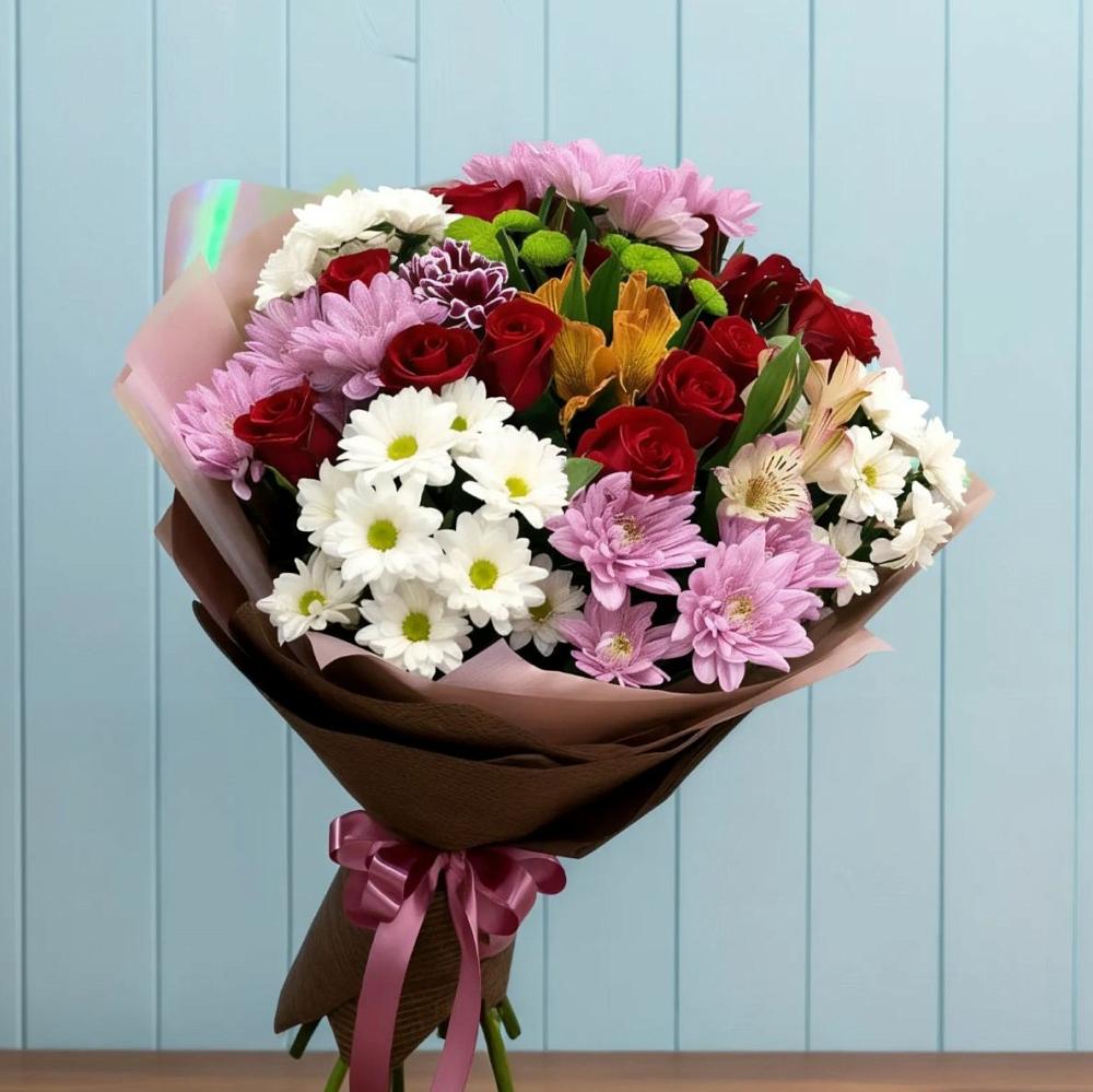 Букет цветов из: Розы, Хризантемы и Альстромерии в Колычево Можайского района