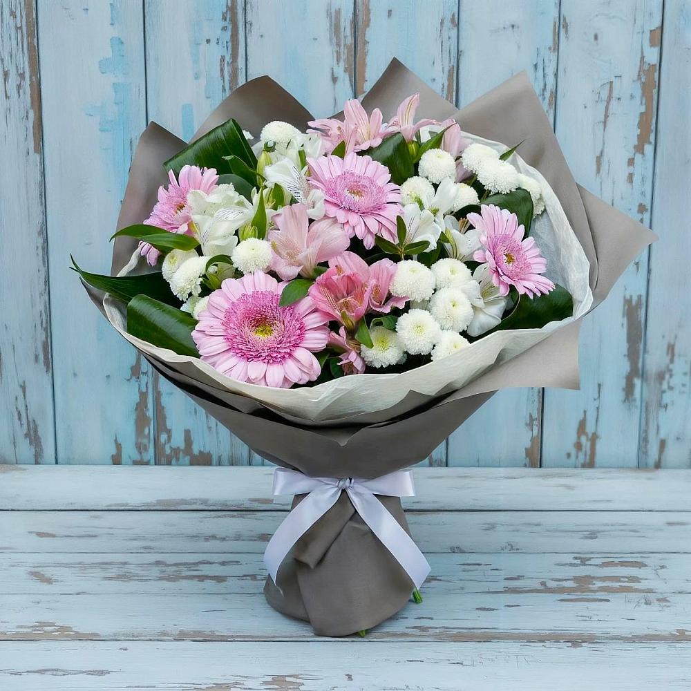 Букет цветов из: Герберы, Альстромерии и Хризантемы в Колычево Можайского района