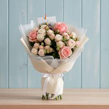Букет цветов из:  Розы в Колычево Можайского района