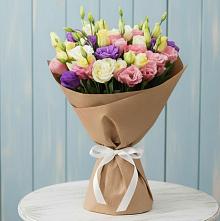 Букет цветов из:  Лизиантусы в Колычево Можайского района