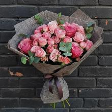 Букет цветов из:  Розы в Колычево Можайского района